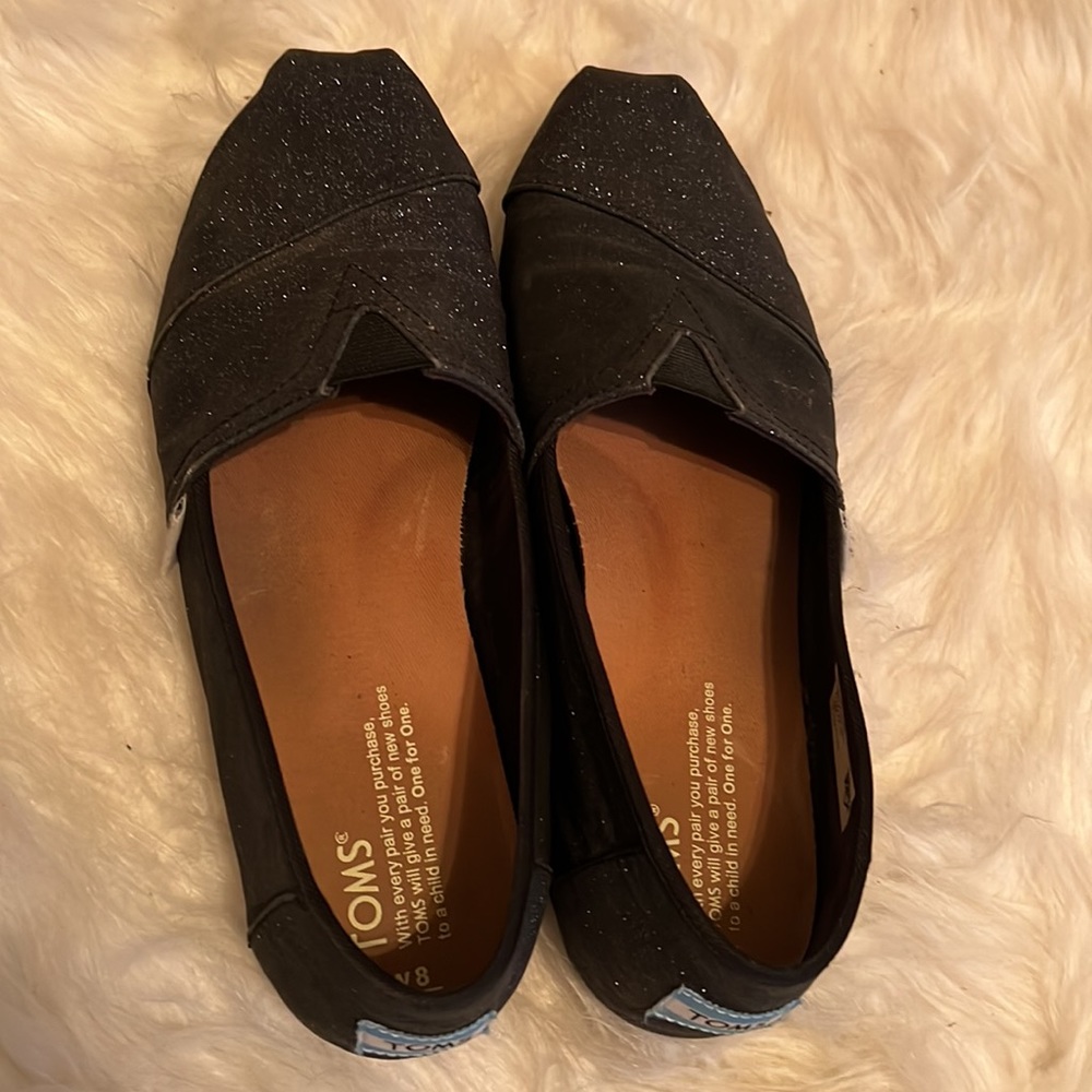TOMS - Picture 5 of 7